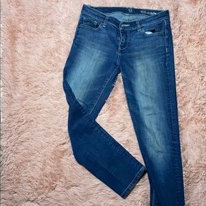 Size 4 skinny ankle low rise jeans
